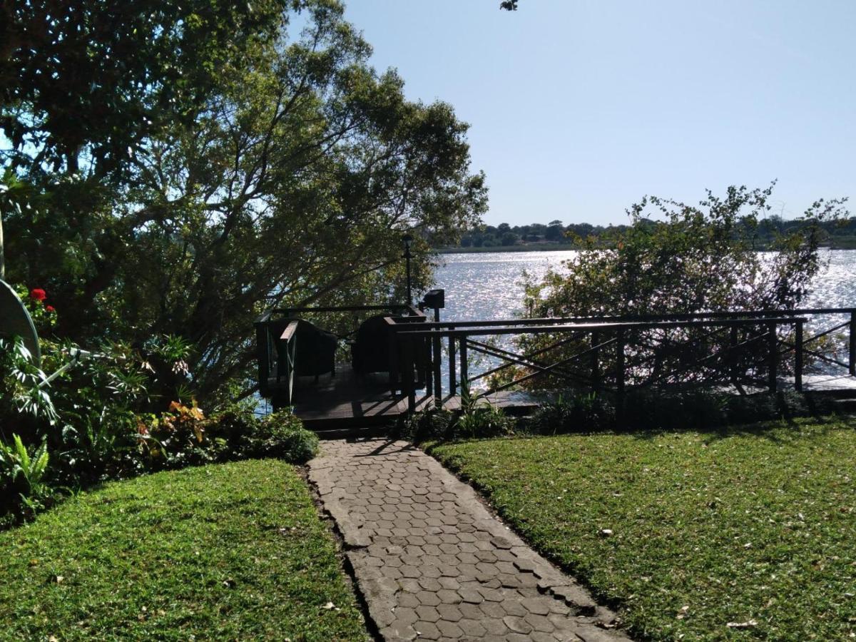 Caprivi River Lodge Katima Mulilo Exterior foto