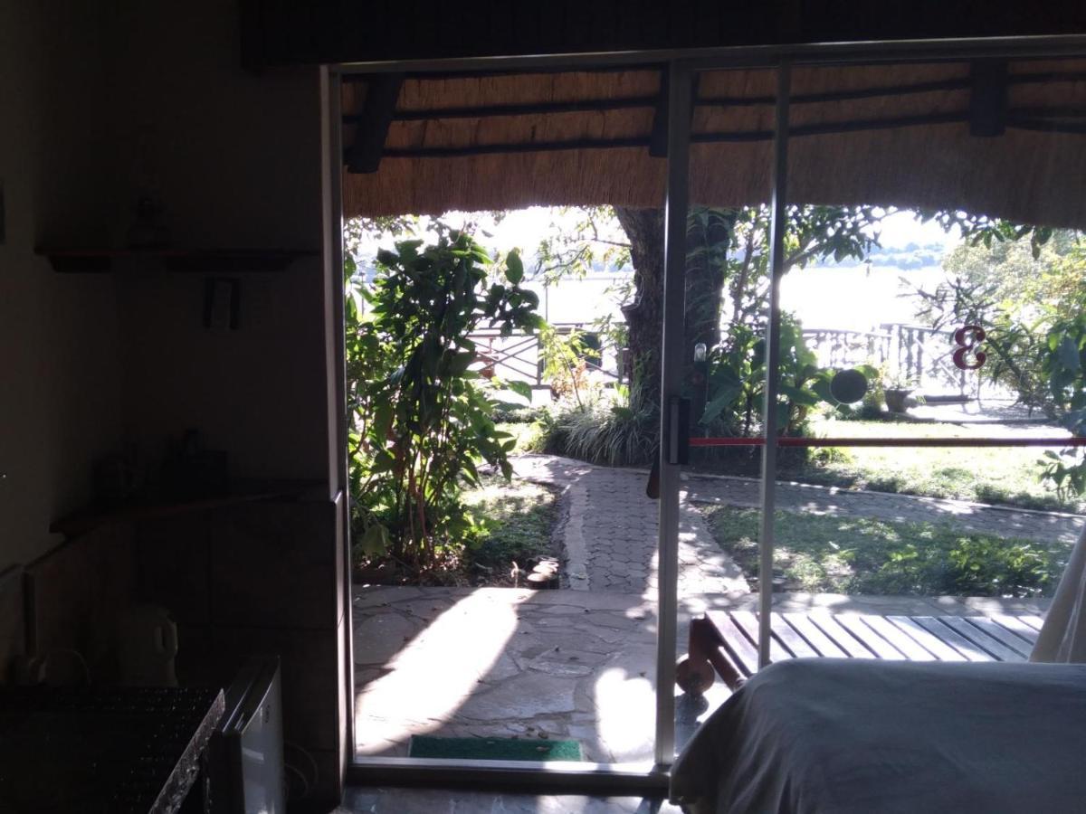 Caprivi River Lodge Katima Mulilo Exterior foto